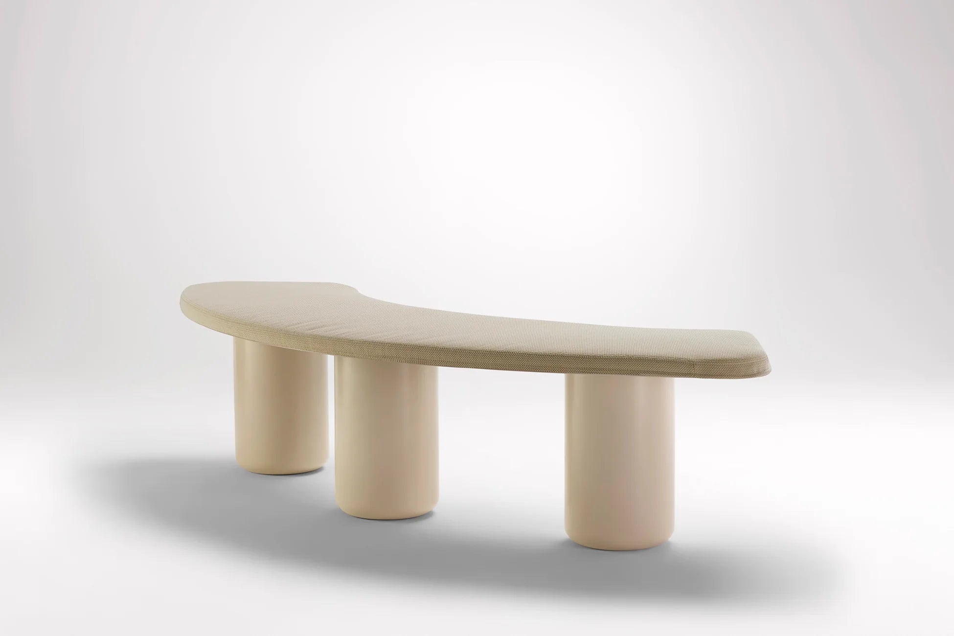Sequence Curved Bench