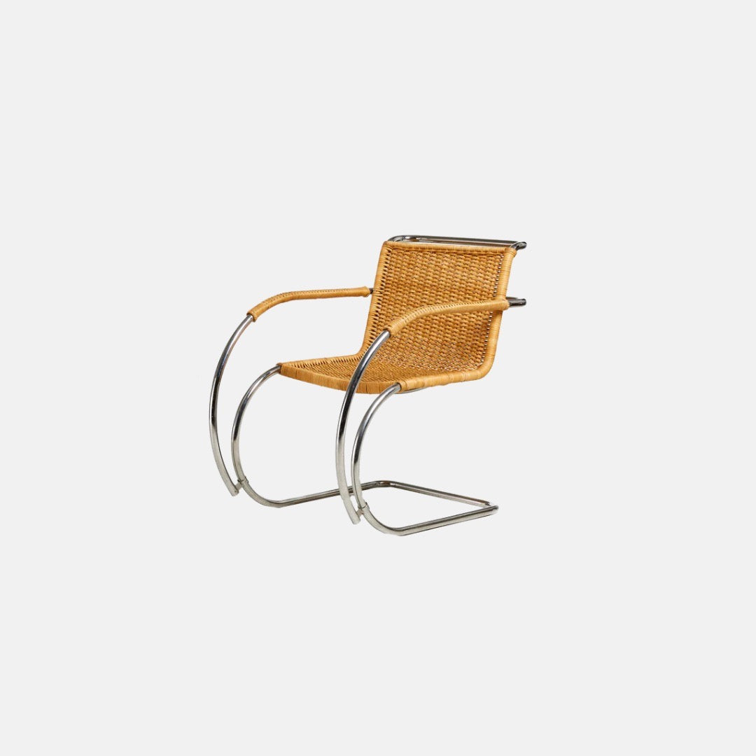 MR20 Armchair