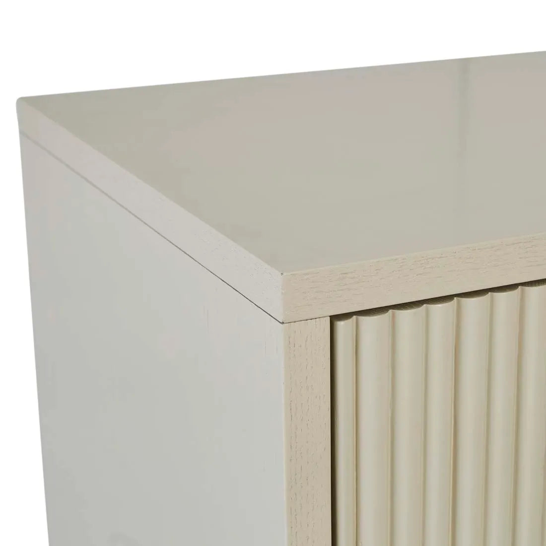Benjamin Ripple Dresser