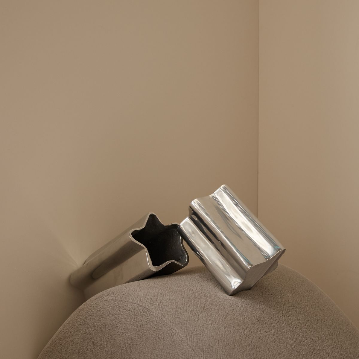 Theo Vase