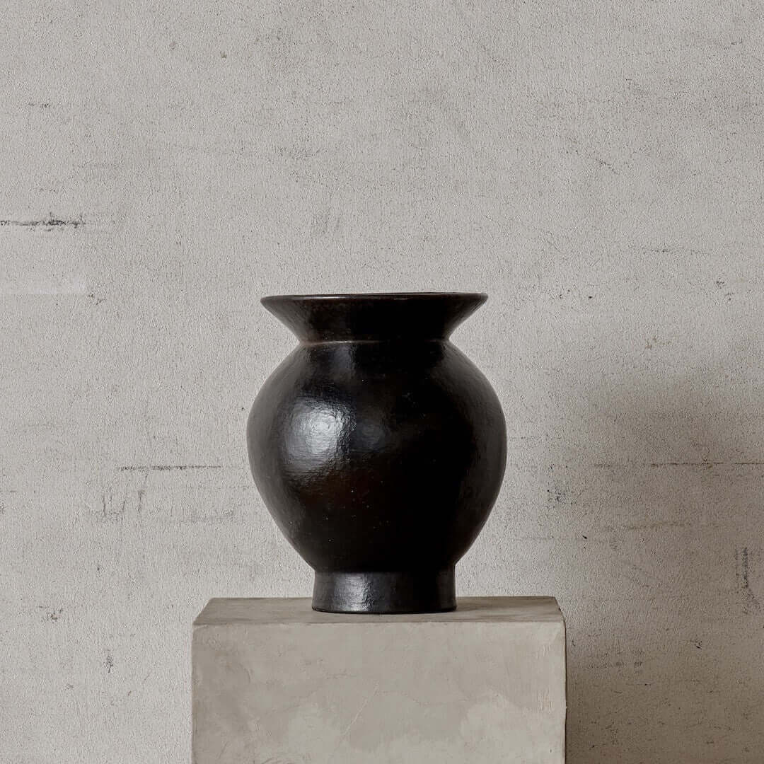 Leon Vessel