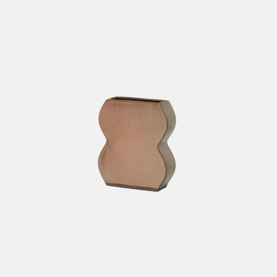 Middle Of Nowhere's Form Vase Small
