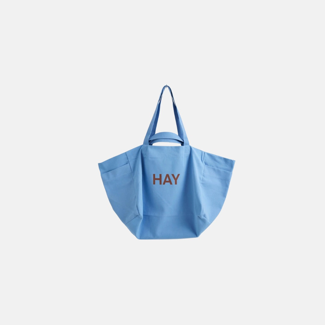 Discover HAY Shop's Weekend Bag No. 2 | FURNISHD.