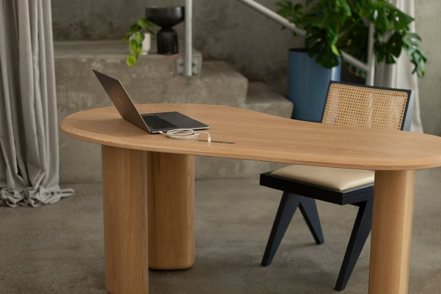 Pebble Desk